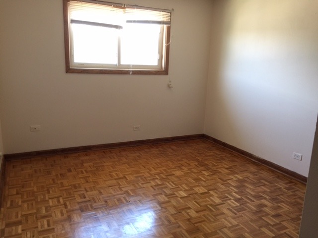 5237 North East River Road, Unit 3M Chicago, IL 60656 - Photo 6 of 10