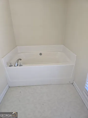 $1,950 | 5417 Stratford Hills Drive, Macon, GA 31220