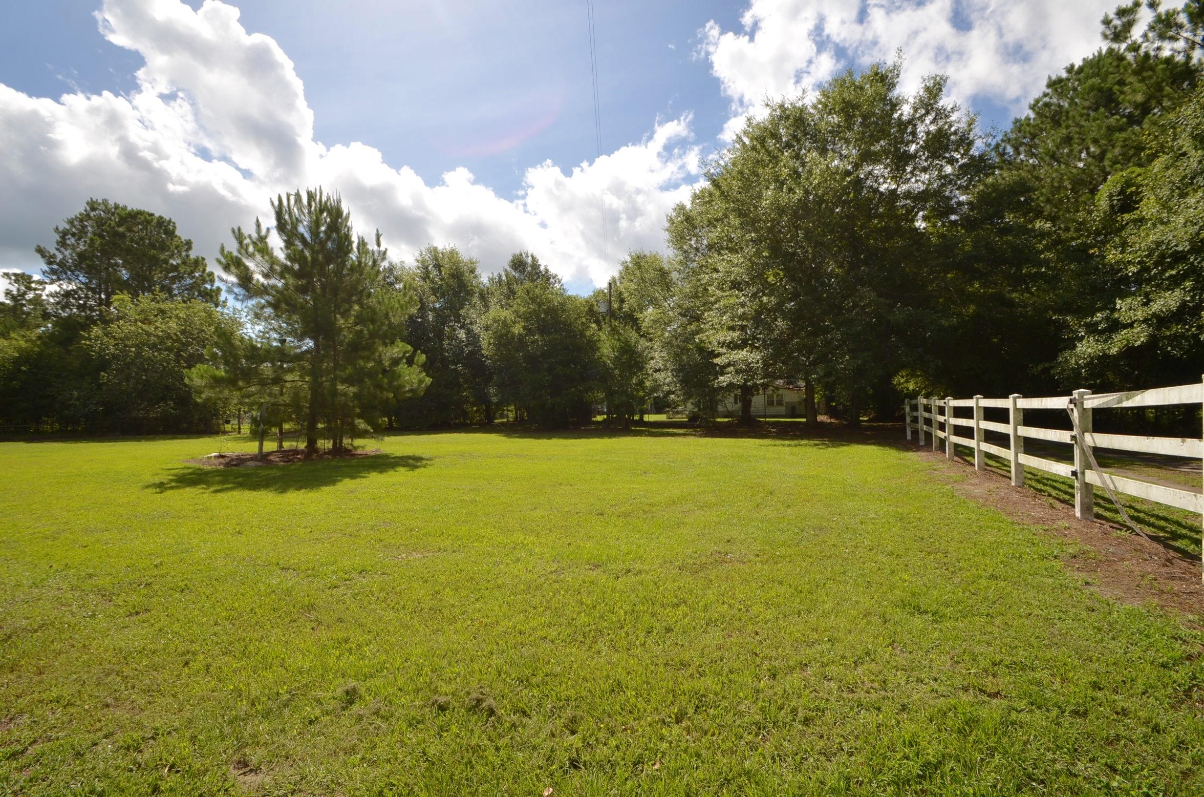 115 Flag Way St. Stephen, SC 29479 - Photo 1 of 22 DSC_0004