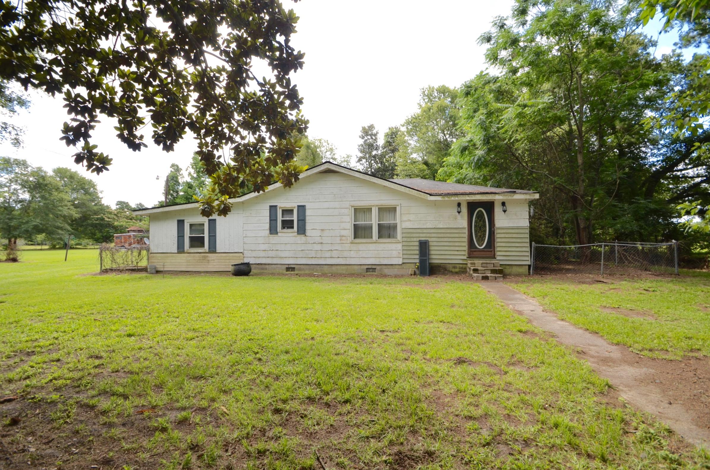 115 Flag Way St. Stephen, SC 29479 - Photo 15 of 22 DSC_0017