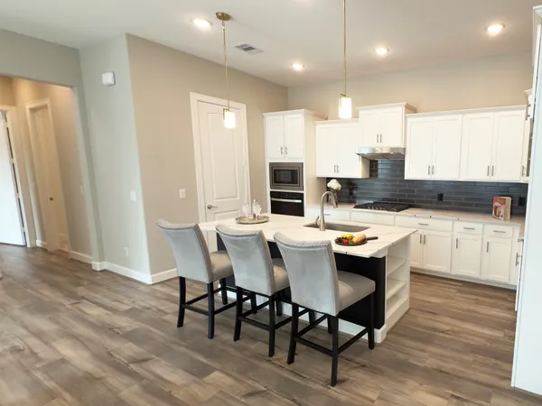 $425,000 | 1214 Hidden Oaks Drive, Tomball, TX 77375