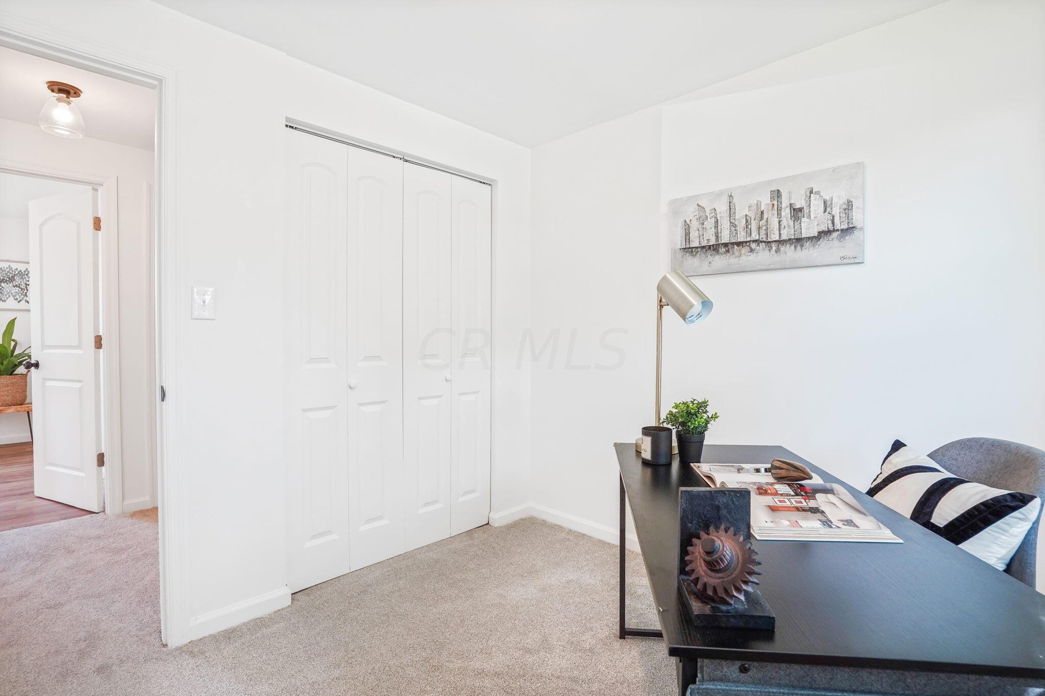 3827 Edendale Road Columbus, OH 43207 - Photo 26 of 32 Large Closet