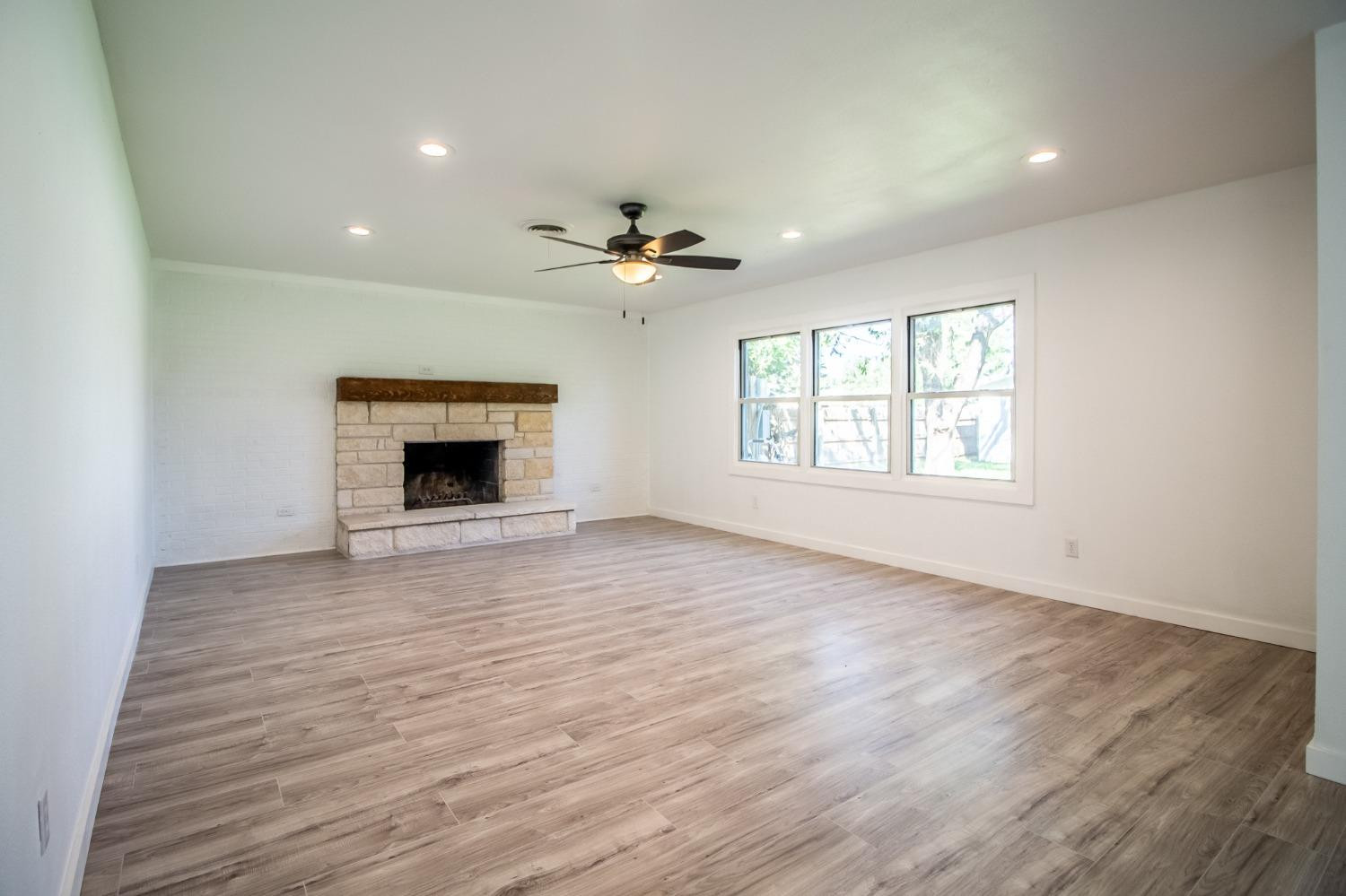 906 Adrian Street Lubbock, TX 79403 - Photo 12 of 36 Photo 12