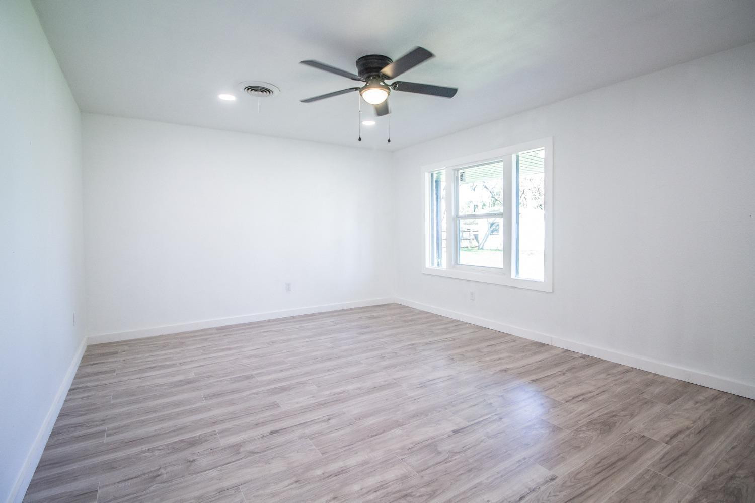 906 Adrian Street Lubbock, TX 79403 - Photo 16 of 36 Photo 16