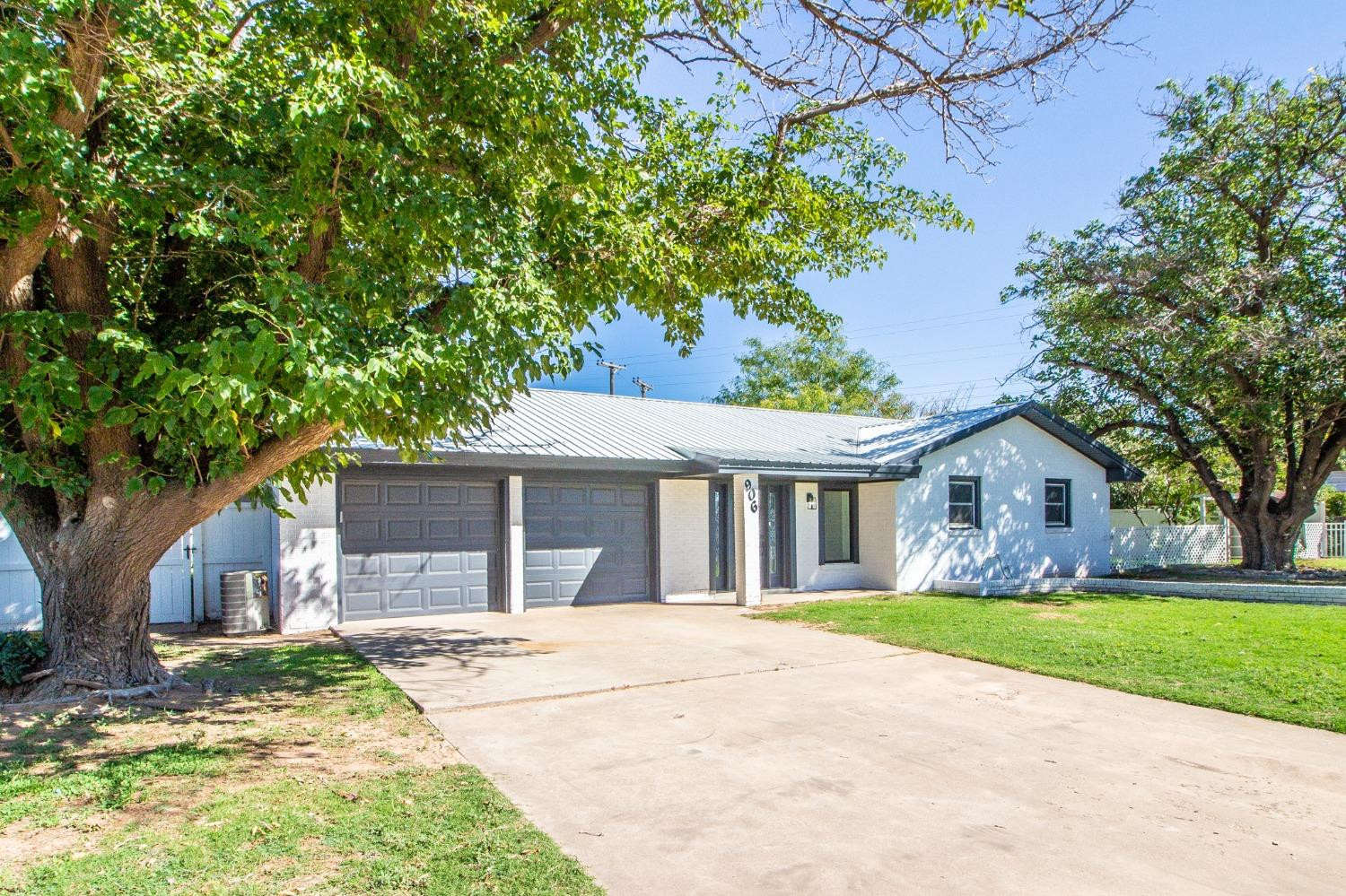 906 Adrian Street Lubbock, TX 79403 - Photo 2 of 36 Photo 2