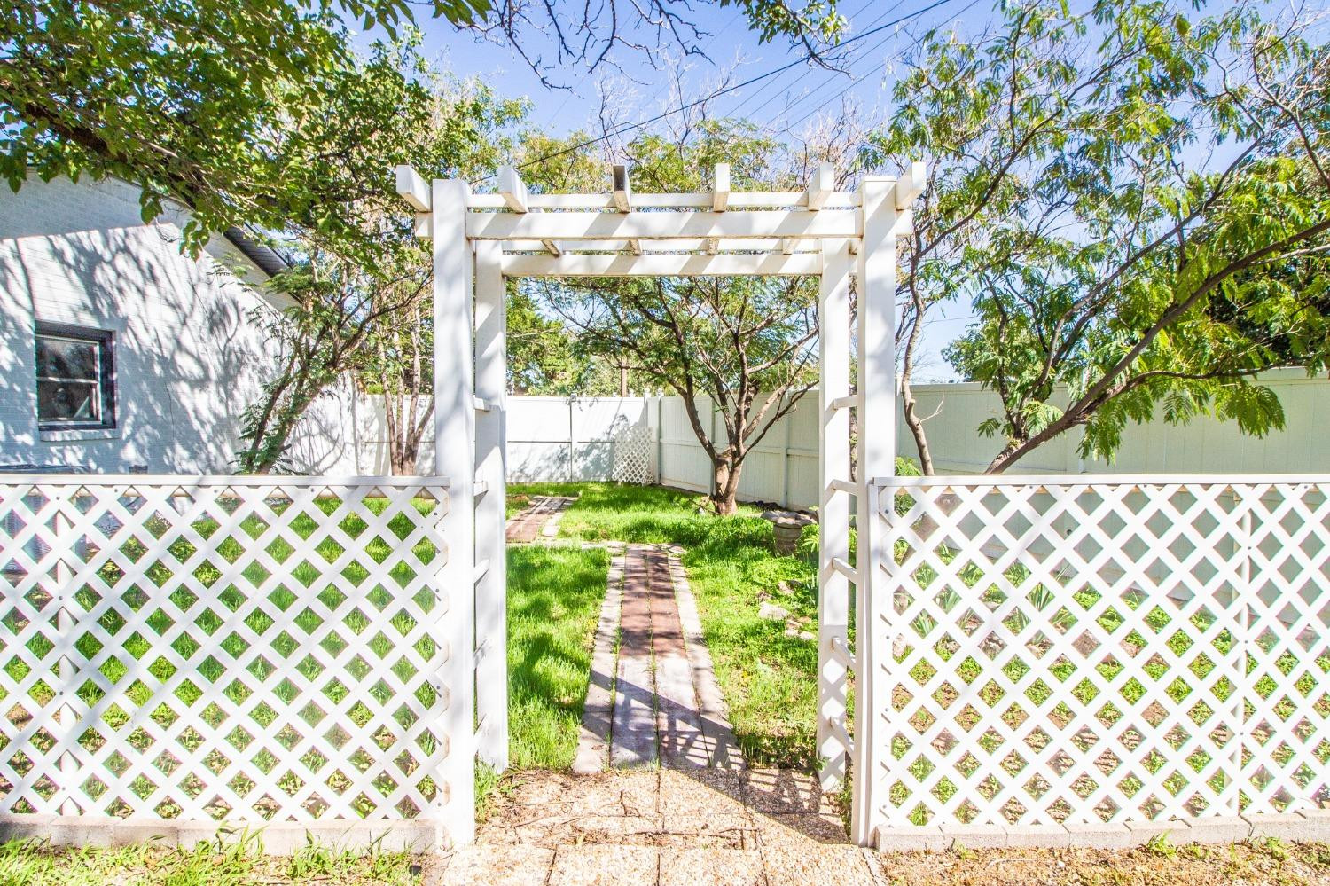 906 Adrian Street Lubbock, TX 79403 - Photo 29 of 36 Photo 29