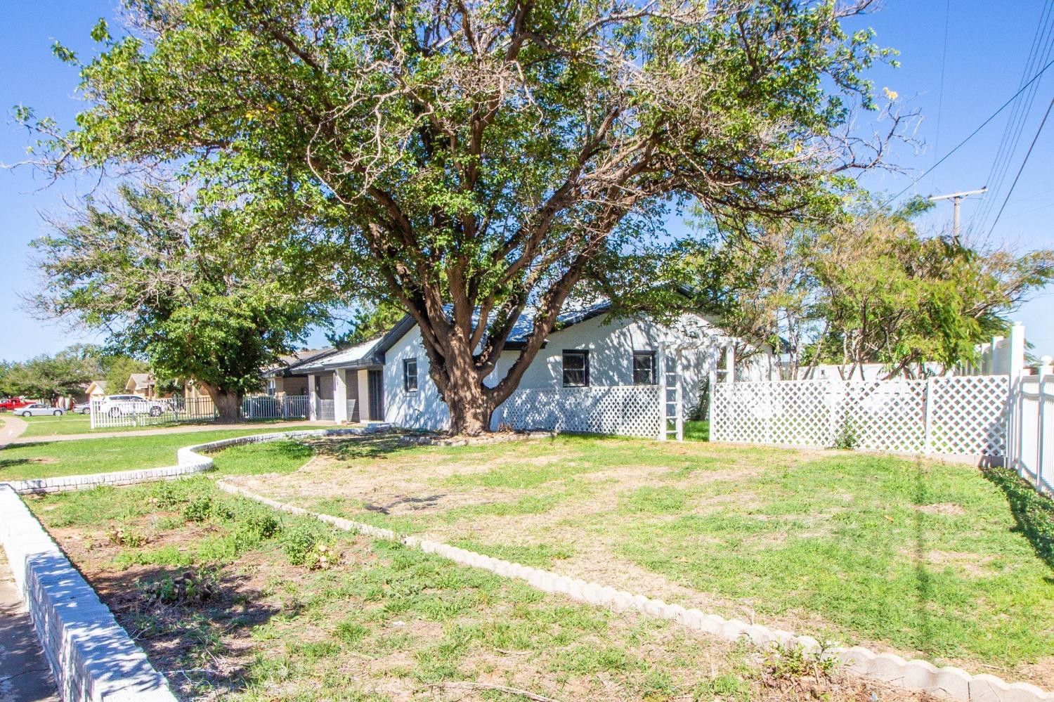 906 Adrian Street Lubbock, TX 79403 - Photo 4 of 36 Photo 4
