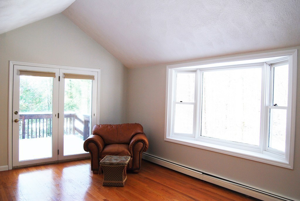 103 Blanchard Road Boxborough, MA 01719 - Photo 2 of 16