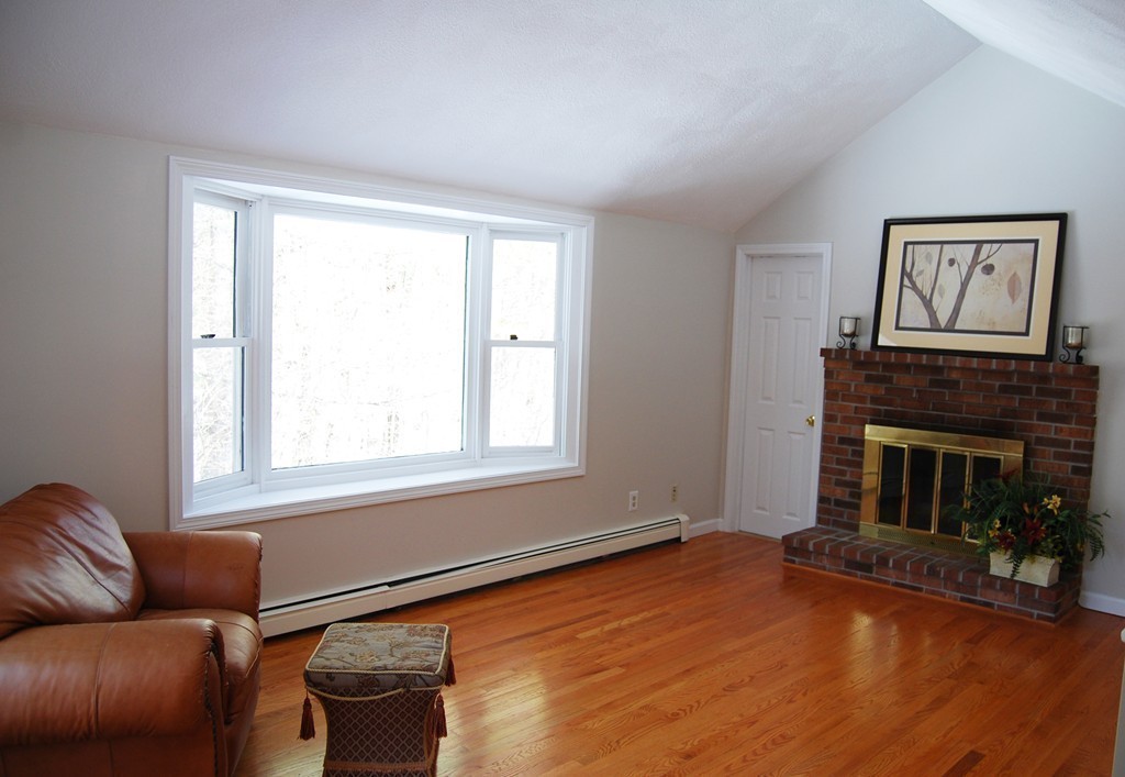 103 Blanchard Road Boxborough, MA 01719 - Photo 3 of 16