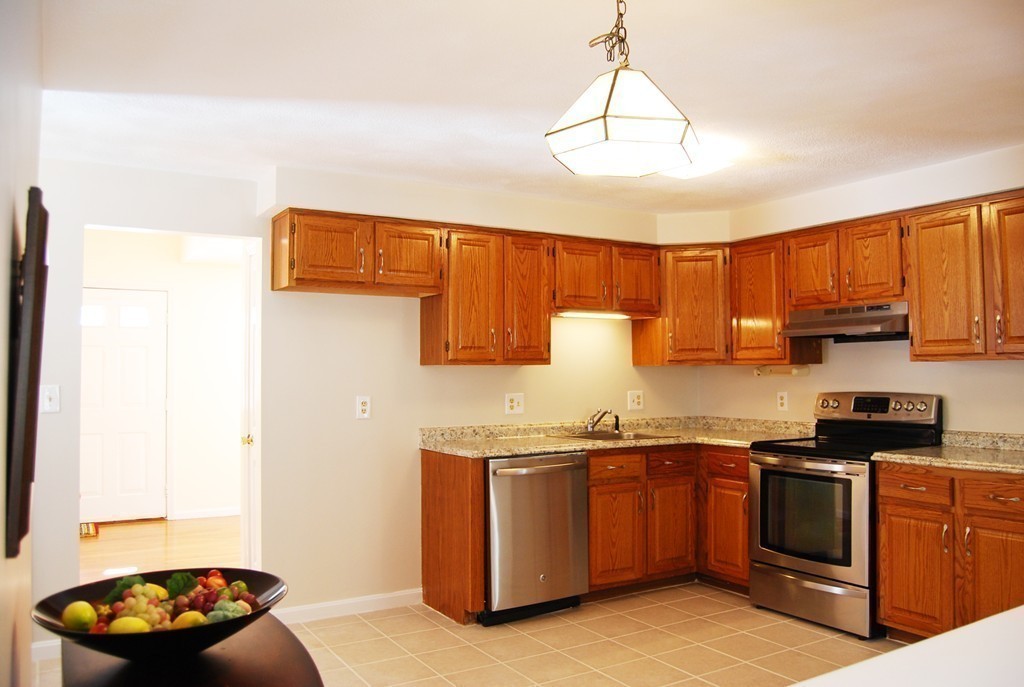 103 Blanchard Road Boxborough, MA 01719 - Photo 6 of 16