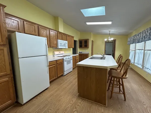 $65,000 | 2250 Sunrise Drive, Belvidere, IL 61008