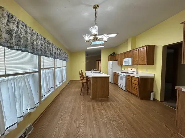 $65,000 | 2250 Sunrise Drive, Belvidere, IL 61008