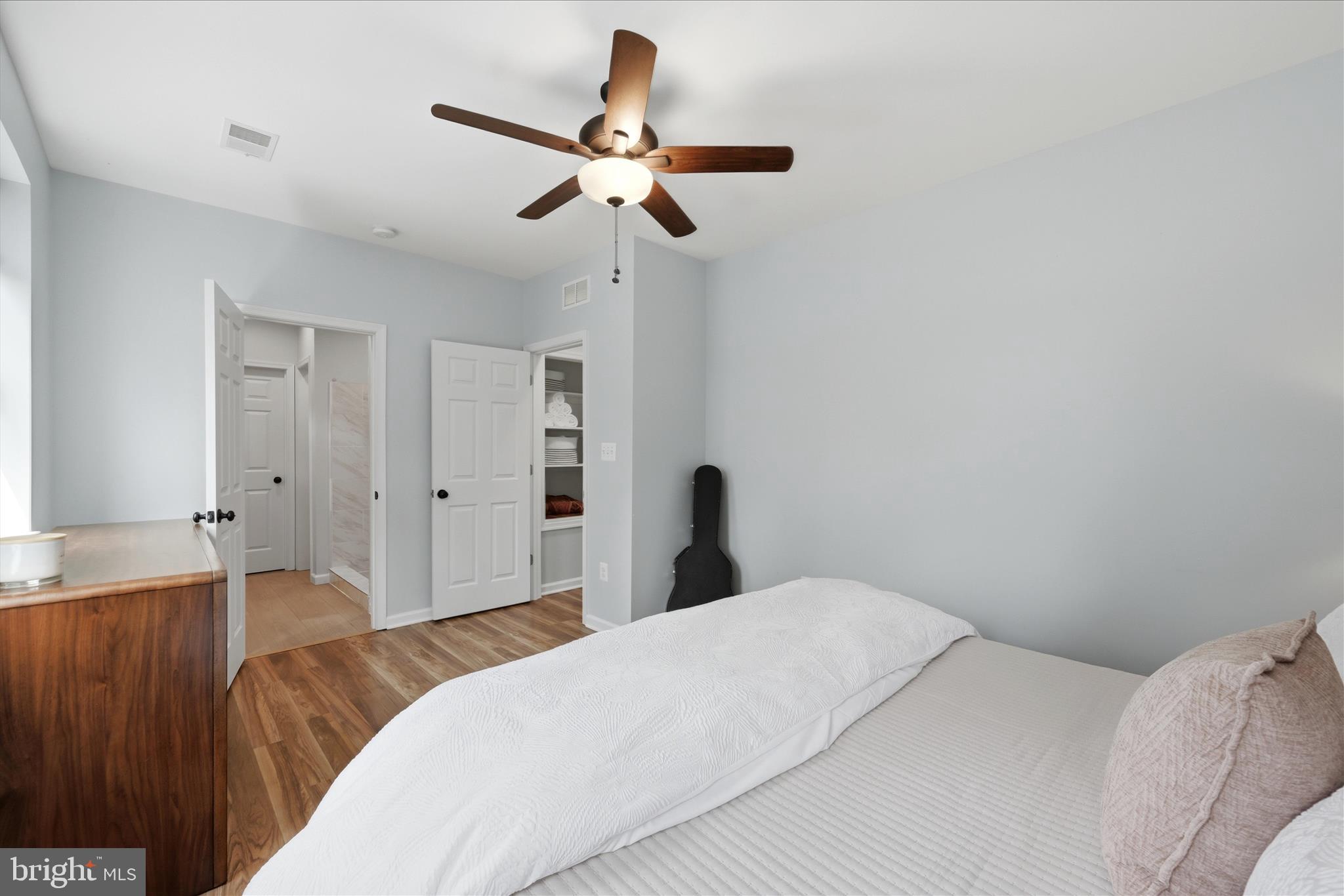 405 Edwards Ferry Road Northeast Leesburg, VA 20176 - Photo 41 of 95 Primary Bedroom