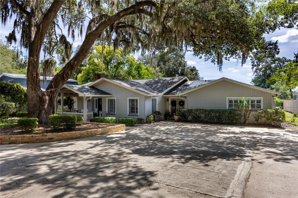 3933 State Road 21 Keystone Heights, FL 32656 - Photo 2 of 99