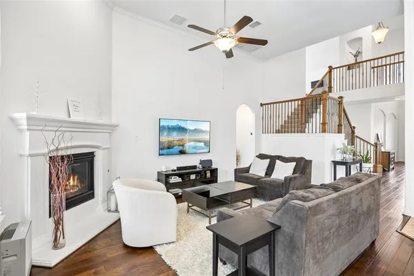 $689,900 | 814 River Oak Avenue, Euless, TX 76039