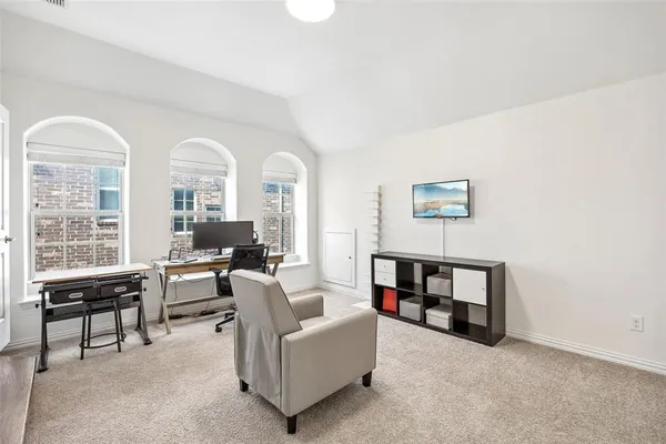 $689,900 | 814 River Oak Avenue, Euless, TX 76039