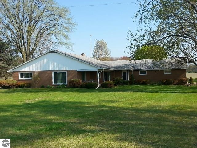4766 Walton Road Mount Pleasant, MI 48858 - Photo 1 of 23 1781576.JPG