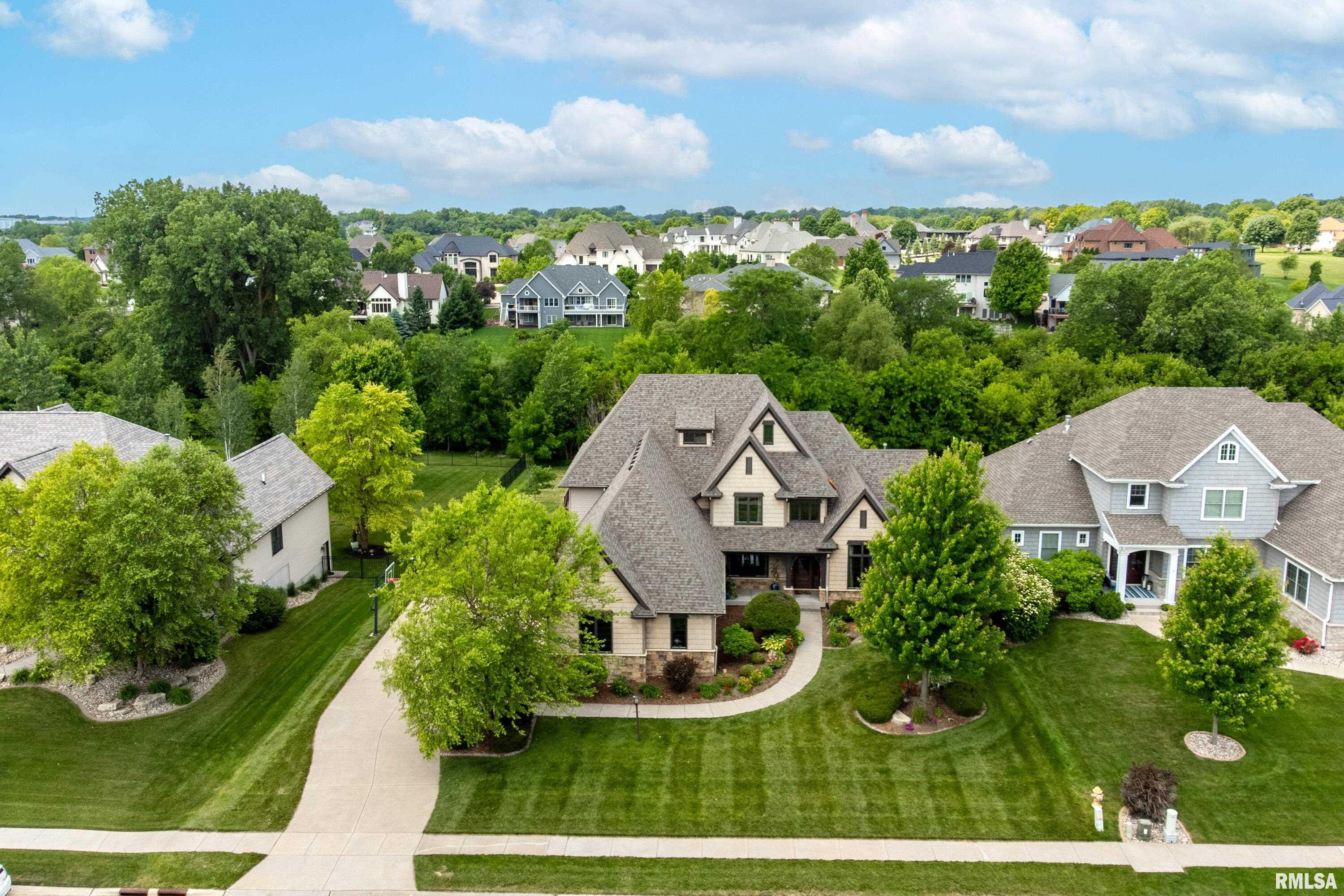 6214 Cardinal Road Bettendorf, IA 52722 - Photo 54 of 56 Gallery Image 54