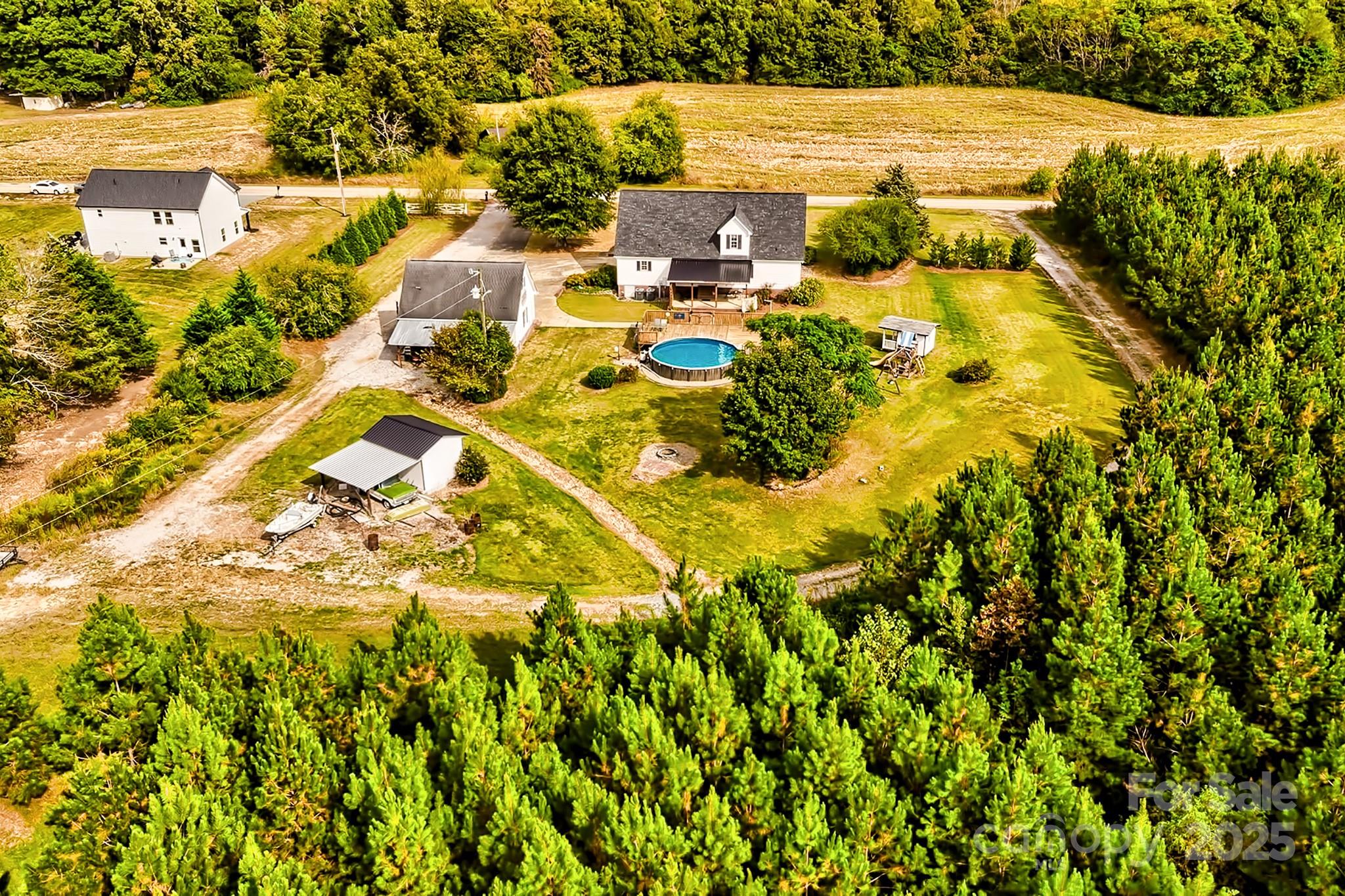 176 Griffin Road Pageland, SC 29728 - Photo 11 of 46 a view of residential houses with yard