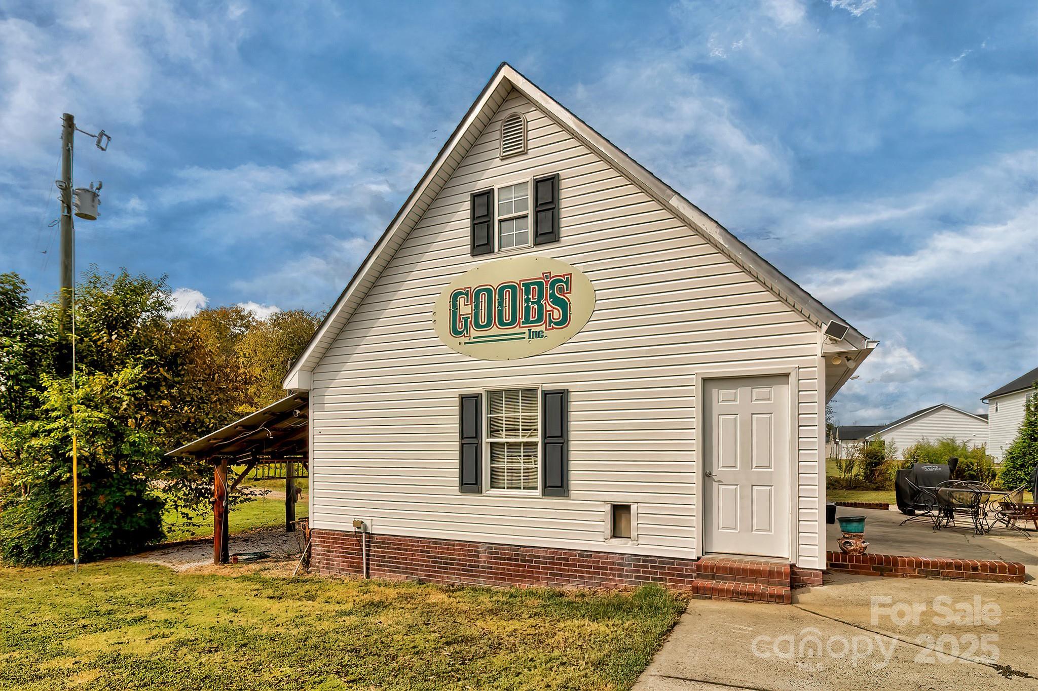 176 Griffin Road Pageland, SC 29728 - Photo 19 of 46 a view of front of house with a yard