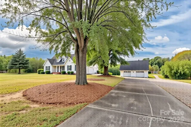 $700,000 | 176 Griffin Road, Pageland, SC 29728