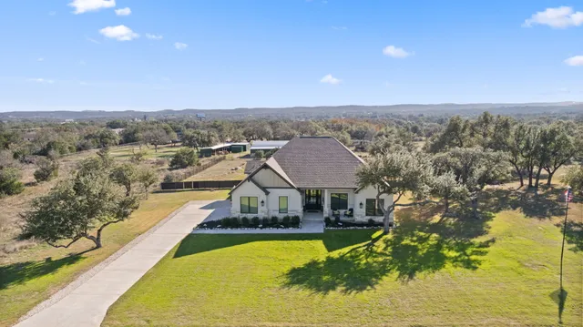 $867,500 | 225 Spicewood Trails Drive, Spicewood, TX 78669
