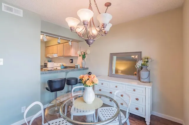 $2,580 | 1925 46th Avenue, Capitola, CA 95010