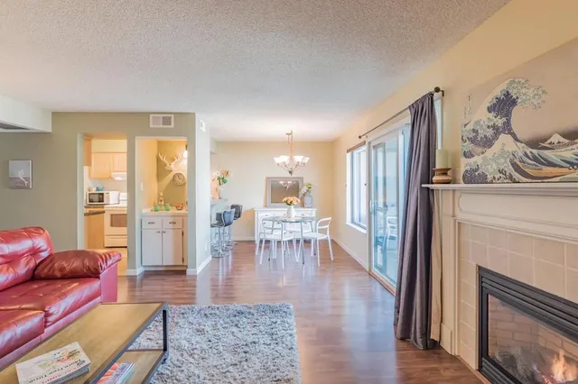 $2,580 | 1925 46th Avenue, Capitola, CA 95010