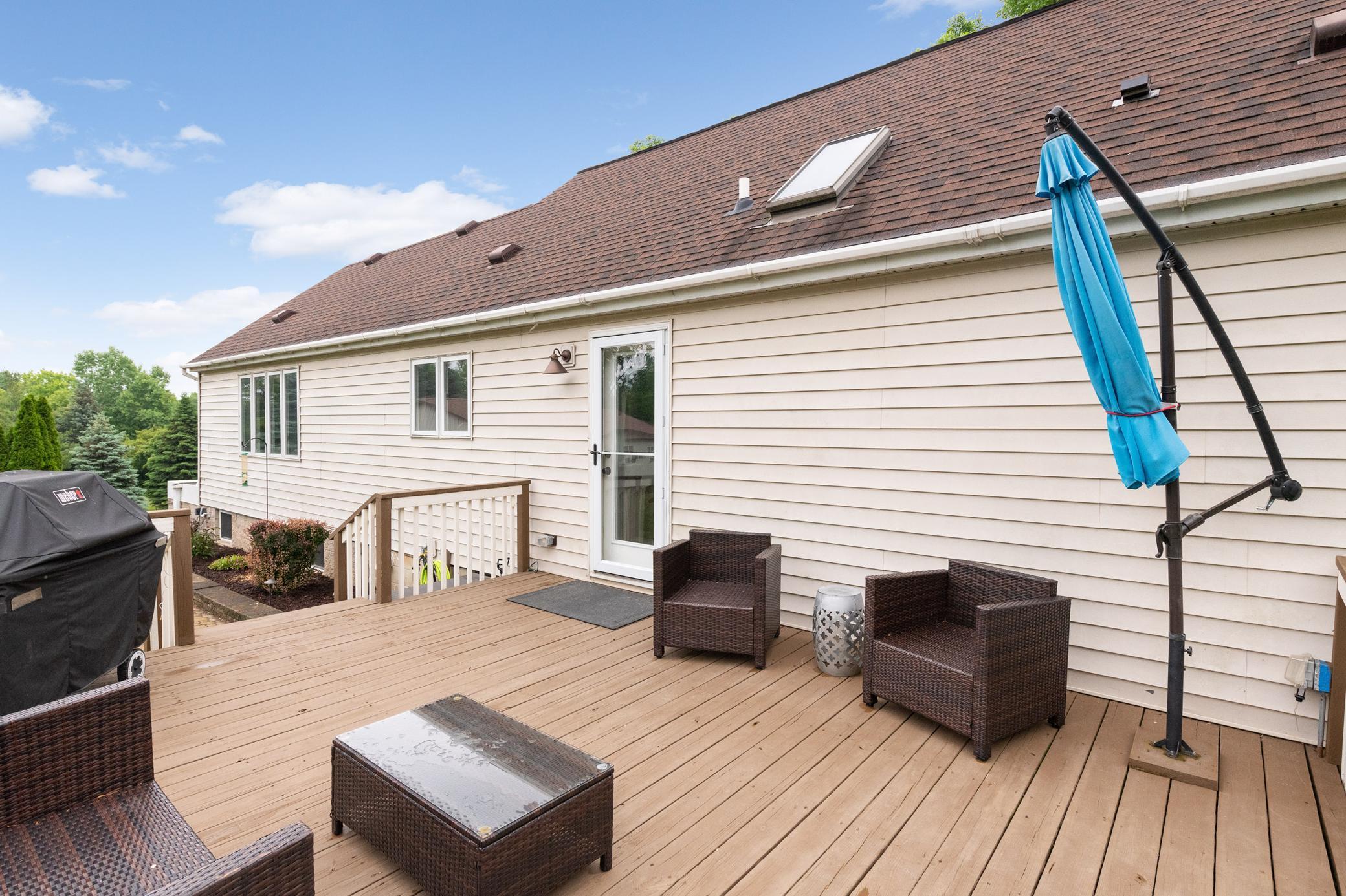 1401 Goose Lake Road Gem Lake, MN 55110 - Photo 21 of 33 Gallery Image 21