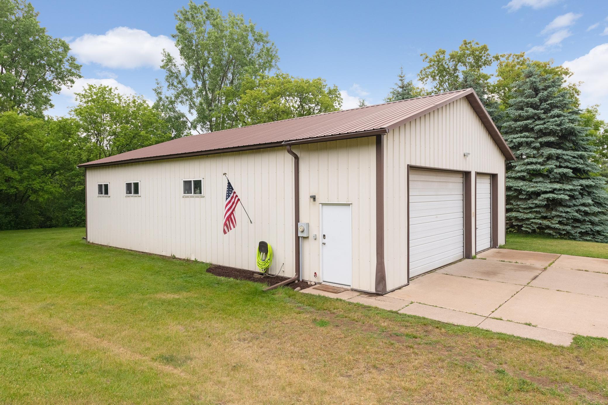 1401 Goose Lake Road Gem Lake, MN 55110 - Photo 23 of 33 Gallery Image 23