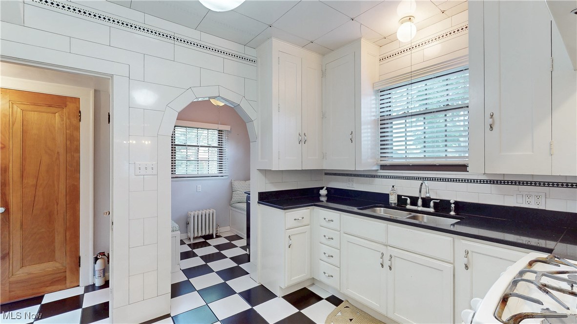 3360 Stockholm Road Cleveland, OH 44120 - Photo 12 of 37 Gallery Image 12