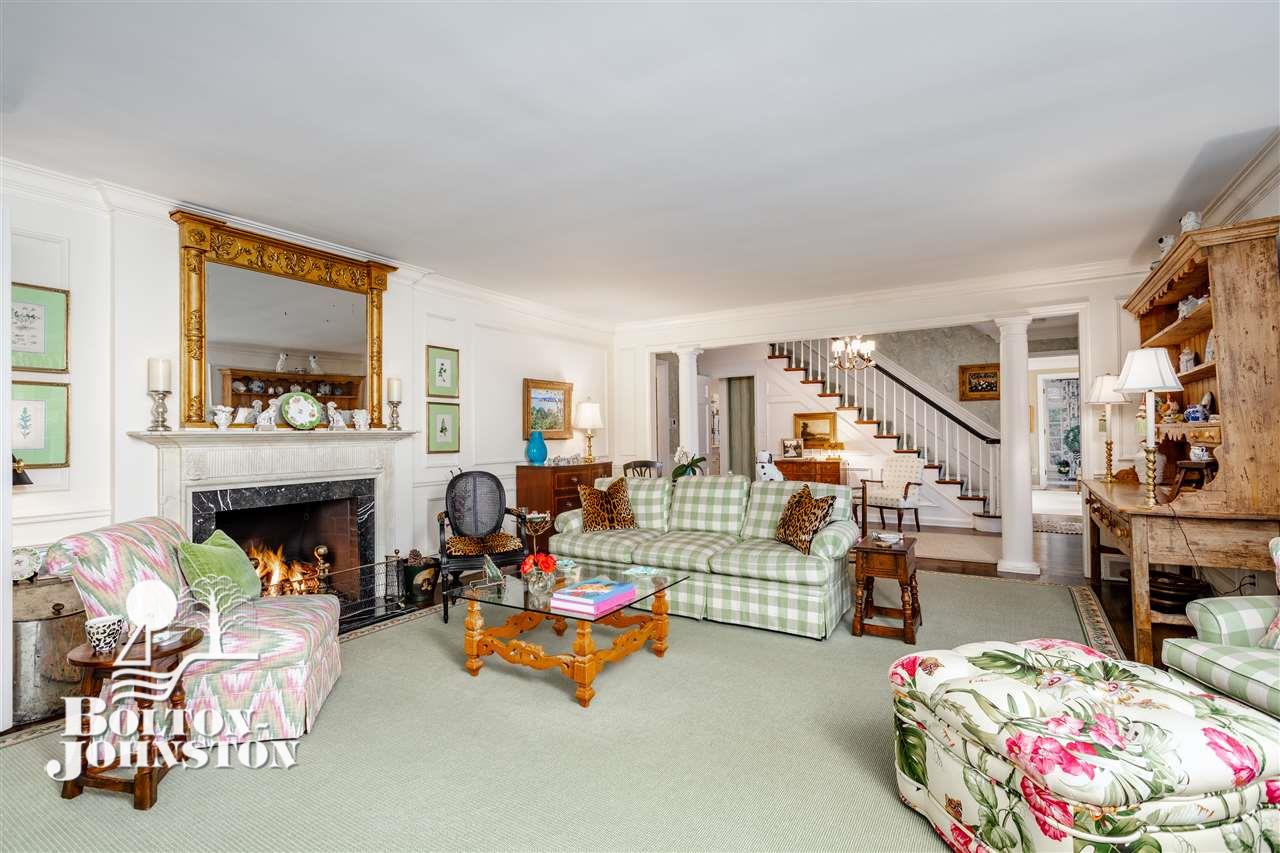 27 Beacon Hill Road Grosse Pointe, MI 48236 - Photo 5 of 51 Open Design