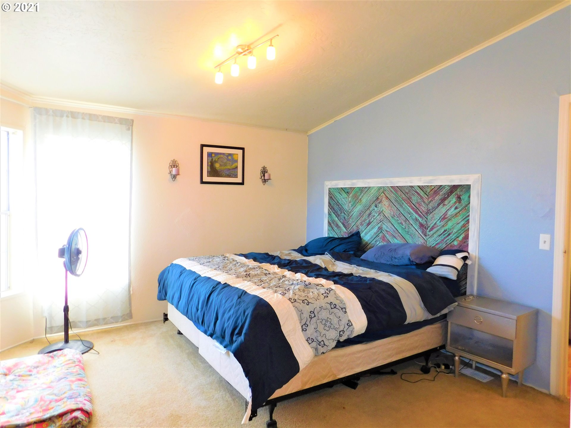 3878 Aster Street Springfield, OR 97478 - Photo 11 of 29