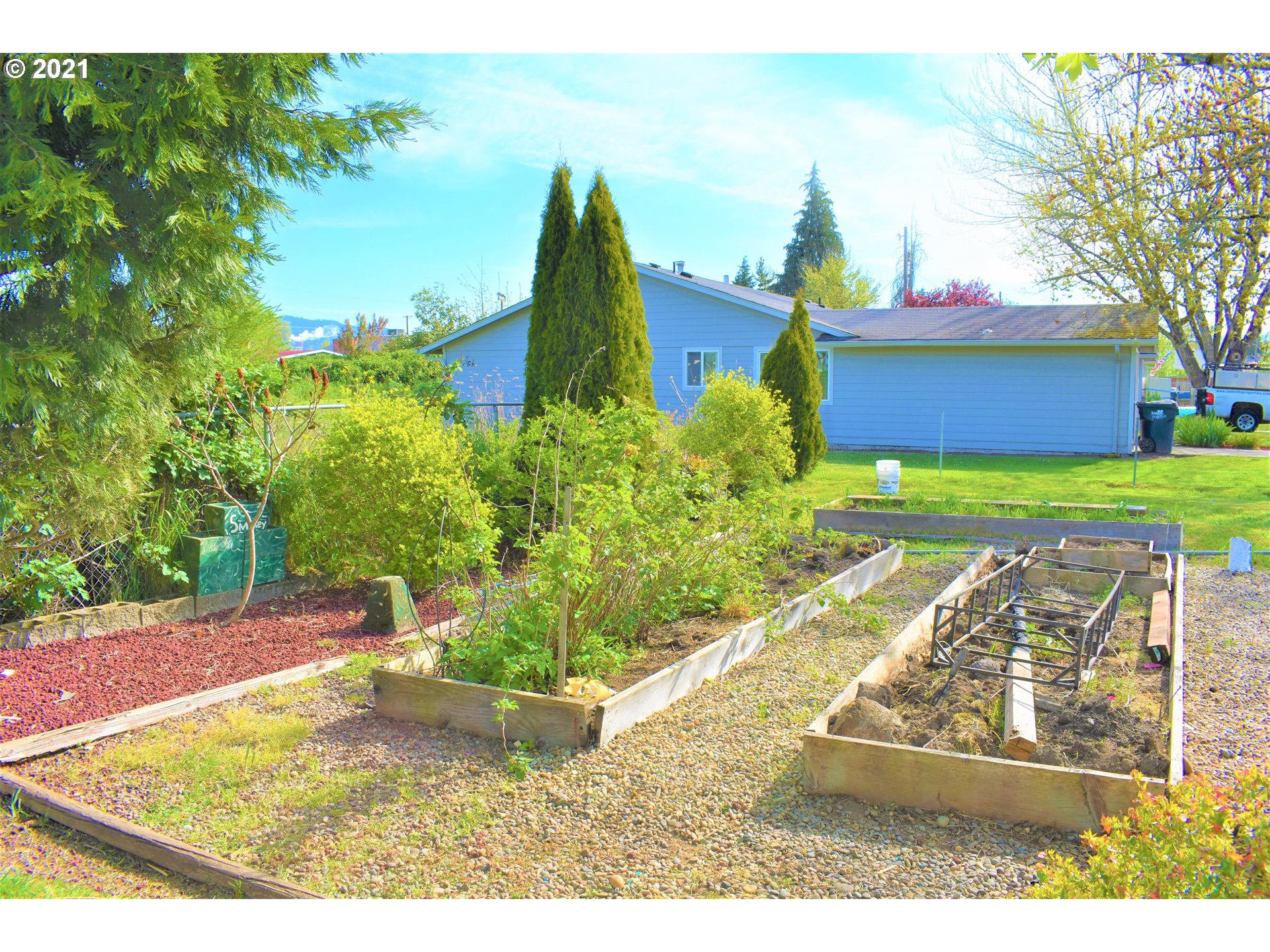 3878 Aster Street Springfield, OR 97478 - Photo 24 of 29
