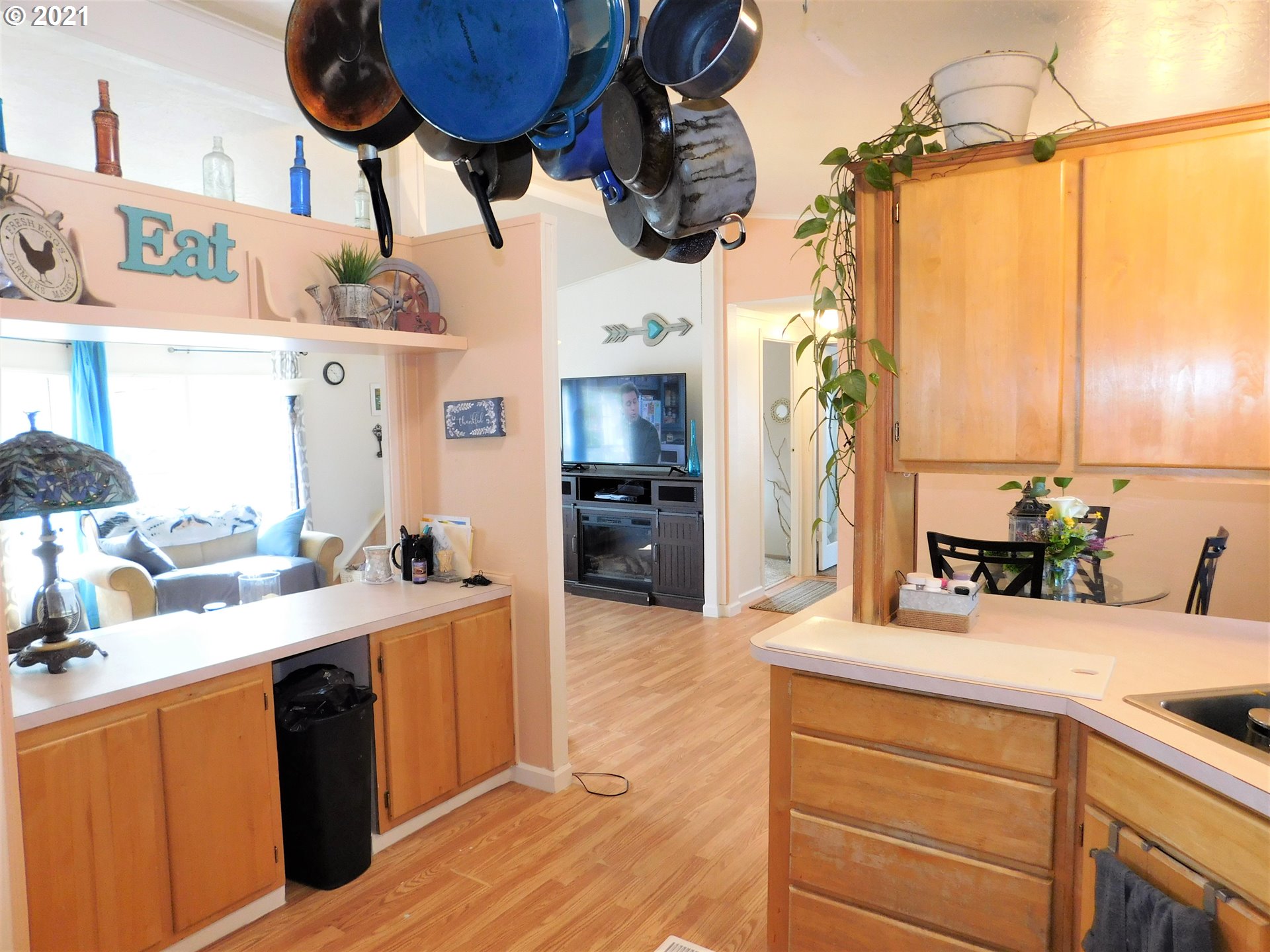 3878 Aster Street Springfield, OR 97478 - Photo 10 of 29