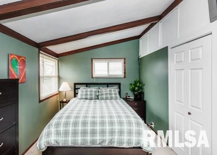 1104 Pinehill Road Bettendorf, IA 52722 - Photo 11 of 34 Gallery Image 11