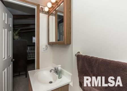1104 Pinehill Road Bettendorf, IA 52722 - Photo 13 of 34 Gallery Image 13