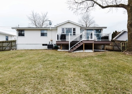1104 Pinehill Road Bettendorf, IA 52722 - Photo 23 of 34 Gallery Image 23