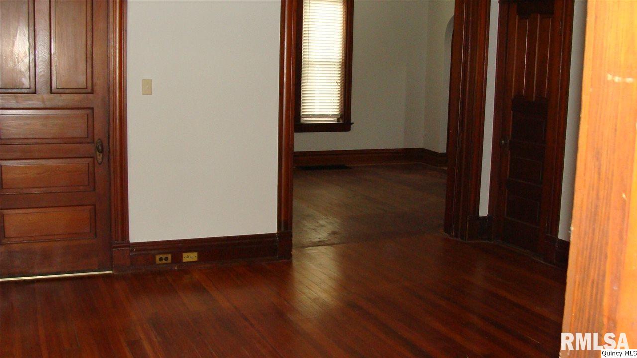 1104 Pinehill Road Bettendorf, IA 52722 - Photo 29 of 34 Gallery Image 29