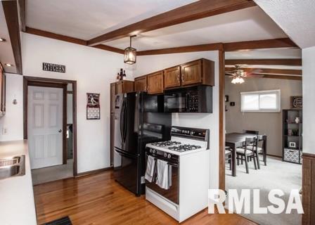 1104 Pinehill Road Bettendorf, IA 52722 - Photo 10 of 34 Gallery Image 10