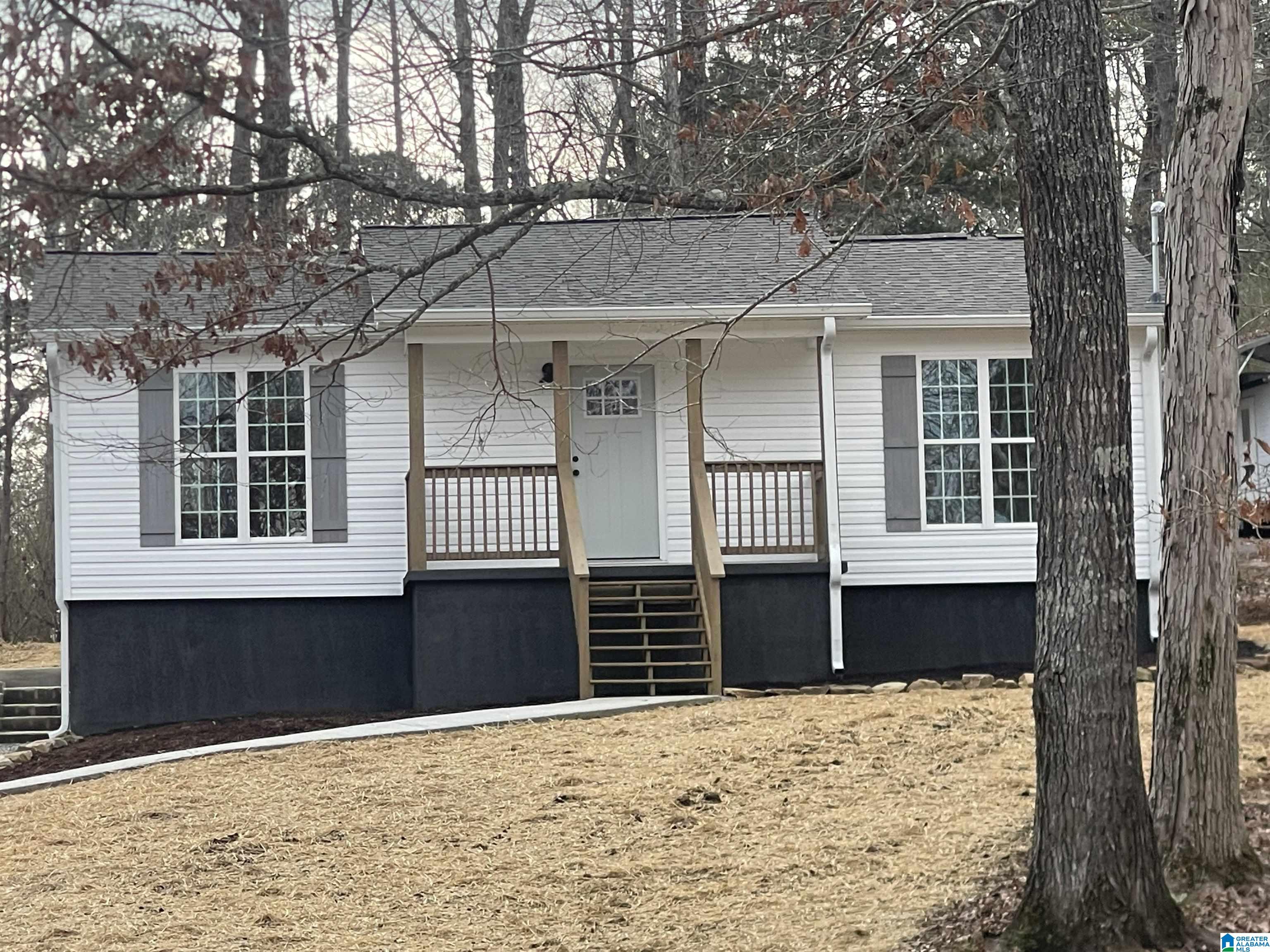 1501 Mountain Lake Road Warrior, AL 35180 - Photo 3 of 51