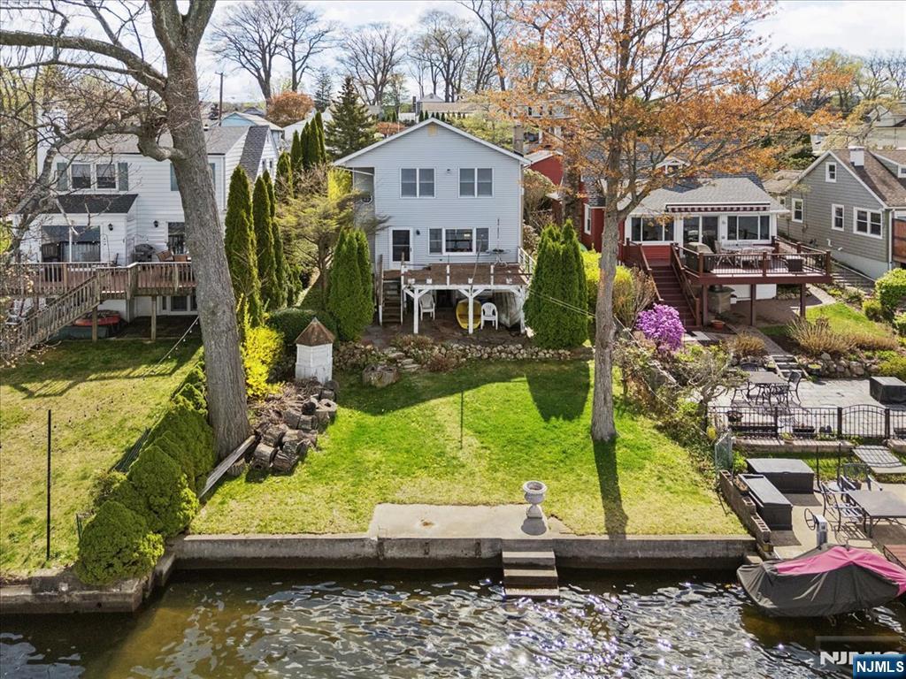 45 West Bertrand Road Mount Arlington, NJ 07856 - Photo 2 of 23