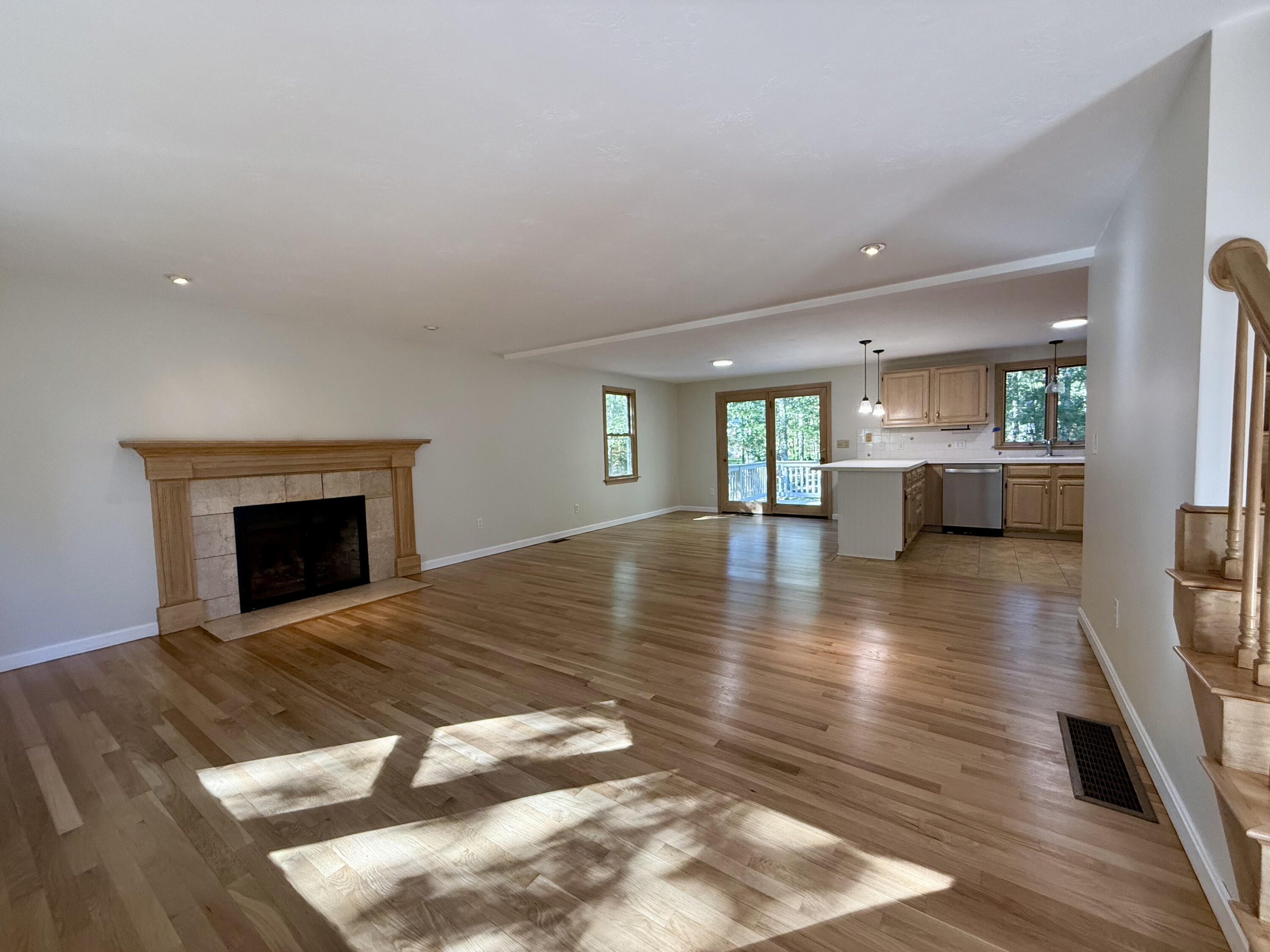 19 Westerly Drive Sandwich, MA 02537 - Photo 10 of 36 IMG_1866
