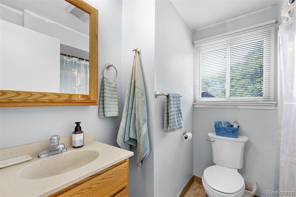 23364 Baker Street Taylor, MI 48180 - Photo 19 of 23 Gallery Image 19