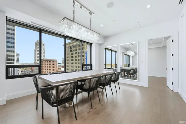 $899,000 | 202 West Berry Street, Unit 730, Fort Wayne, IN 46802