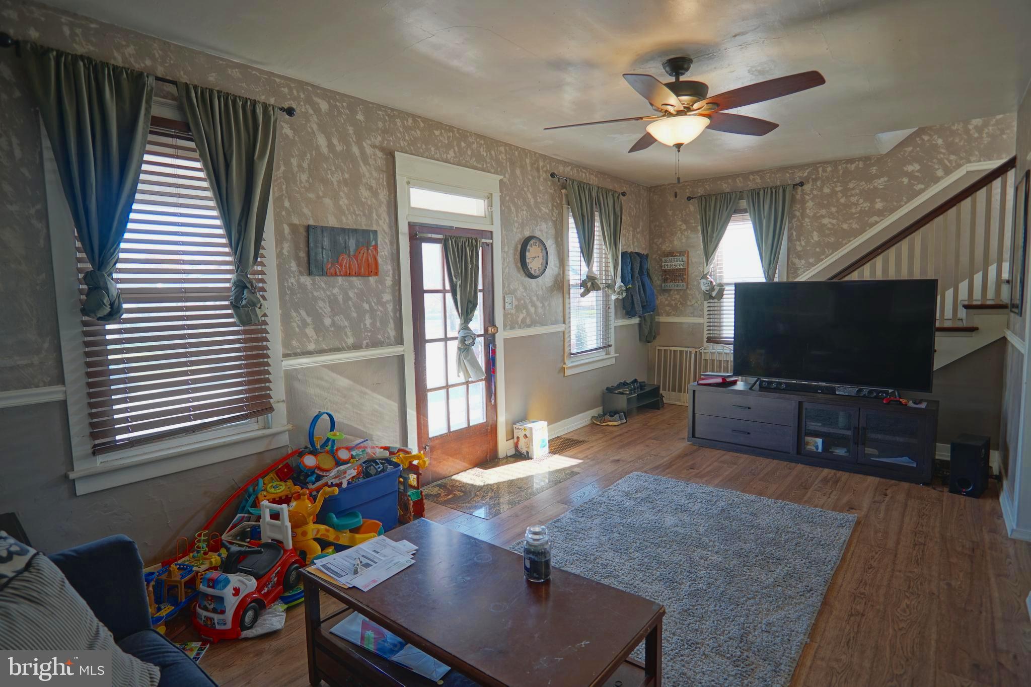24 Monroe Street Hanover, PA 17331 - Photo 6 of 31 Gallery Image 6