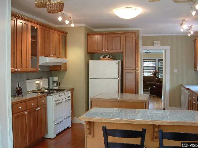 875 Walker Avenue Reno, NV 89509 - Photo 6 of 9 Photo 6
