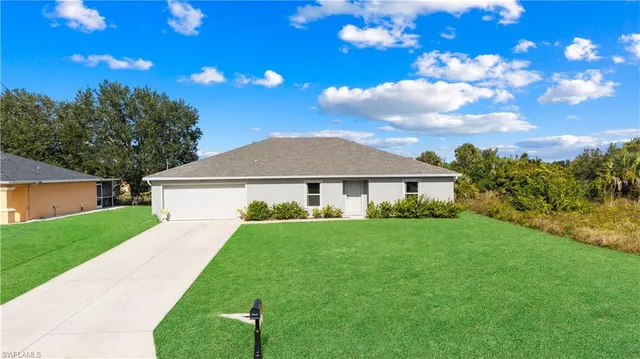 $295,000 | 4216 20th Street Southwest, Lehigh Acres, FL 33976