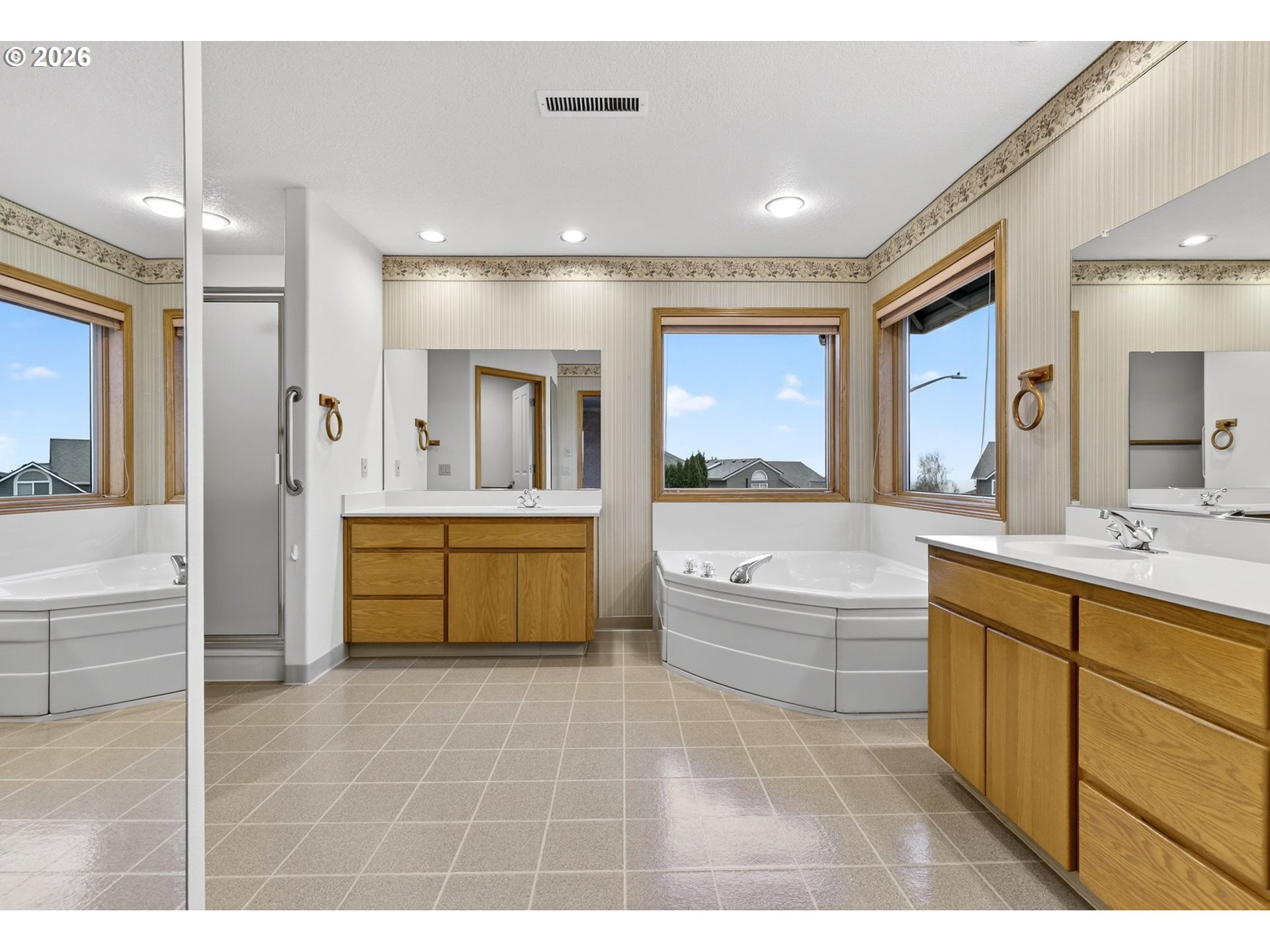 2277 Southwest Nancy Place Gresham, OR 97080 - Photo 19 of 48