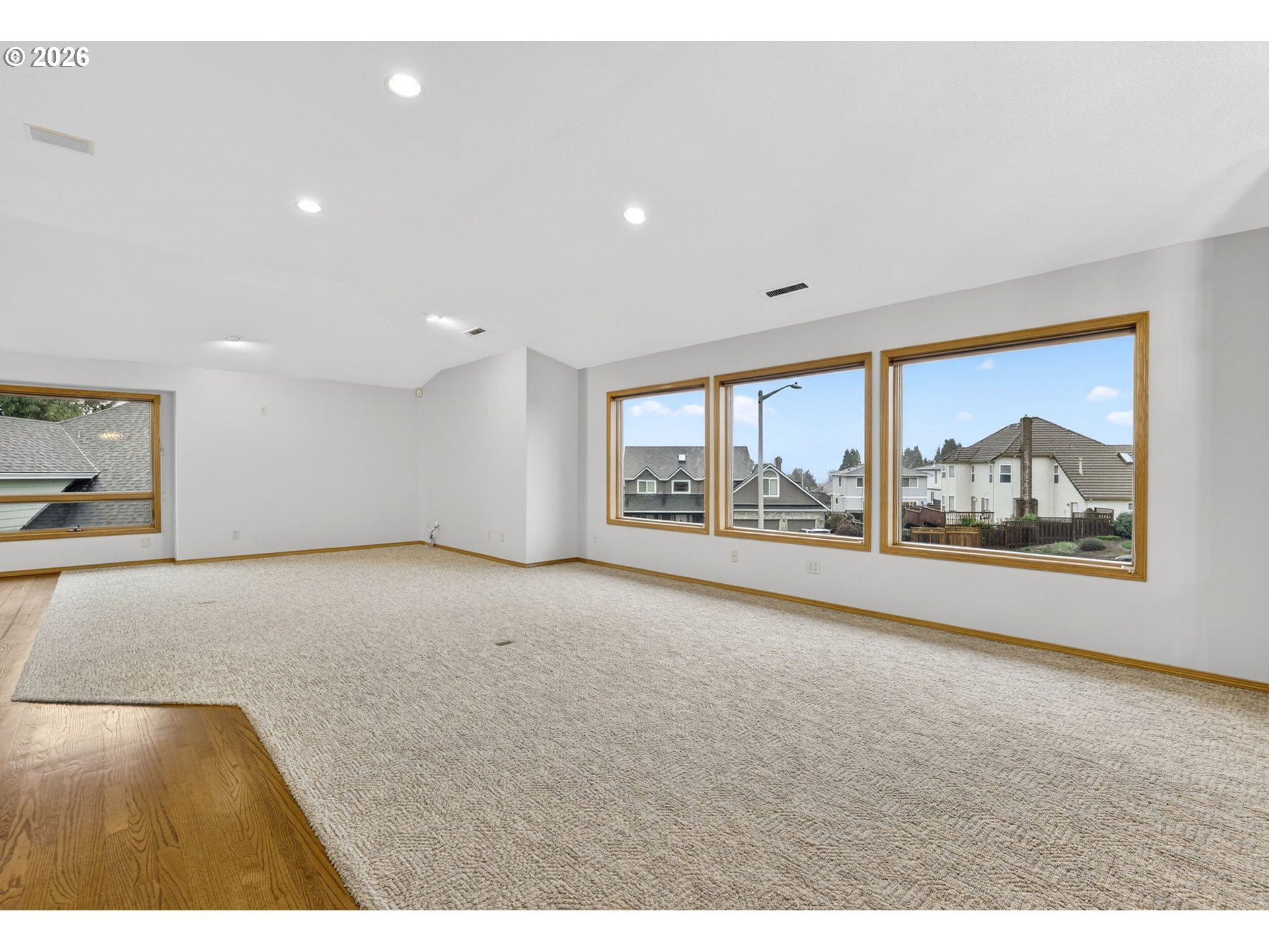 2277 Southwest Nancy Place Gresham, OR 97080 - Photo 4 of 48